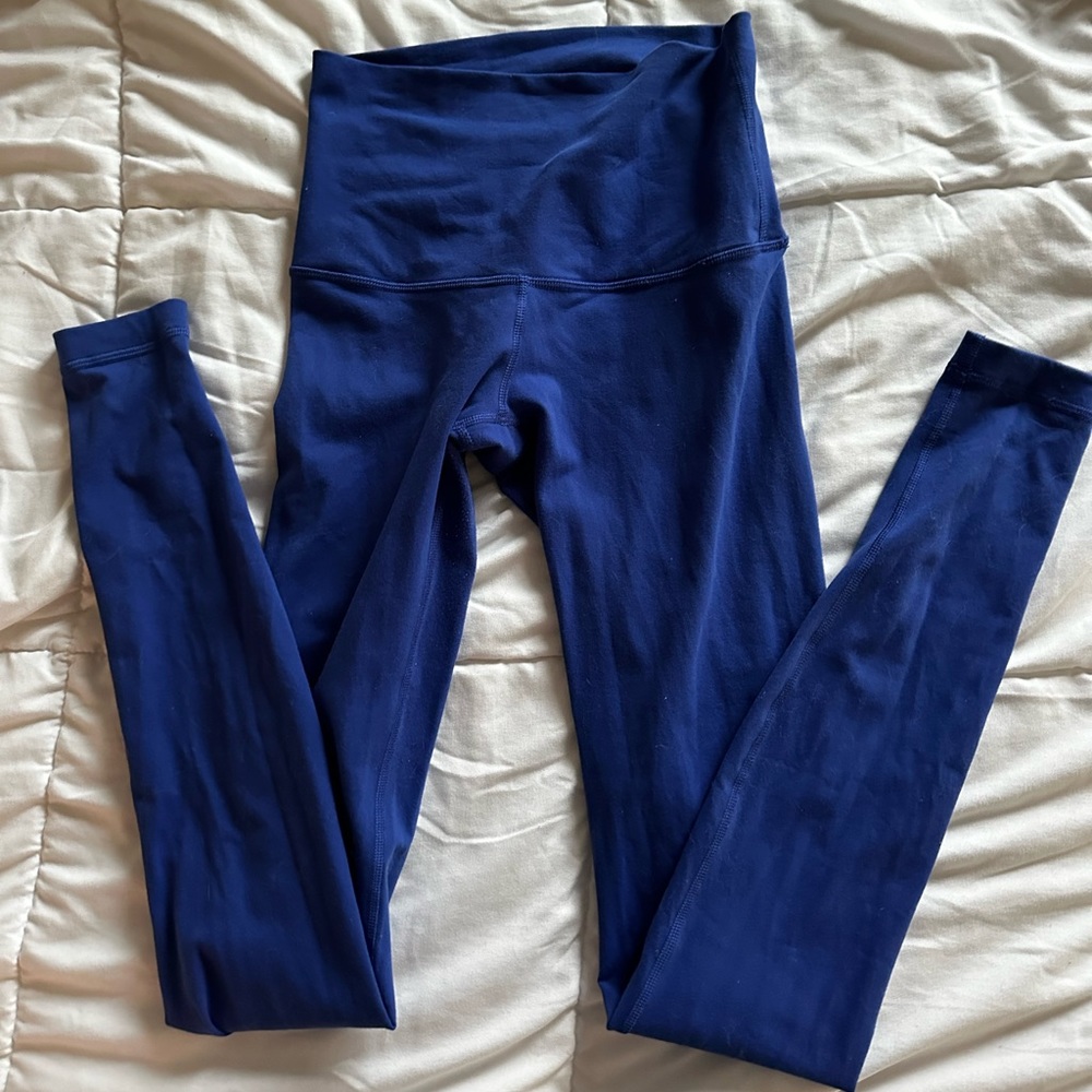 Size 4 28 in extra high rise lululemon leggings